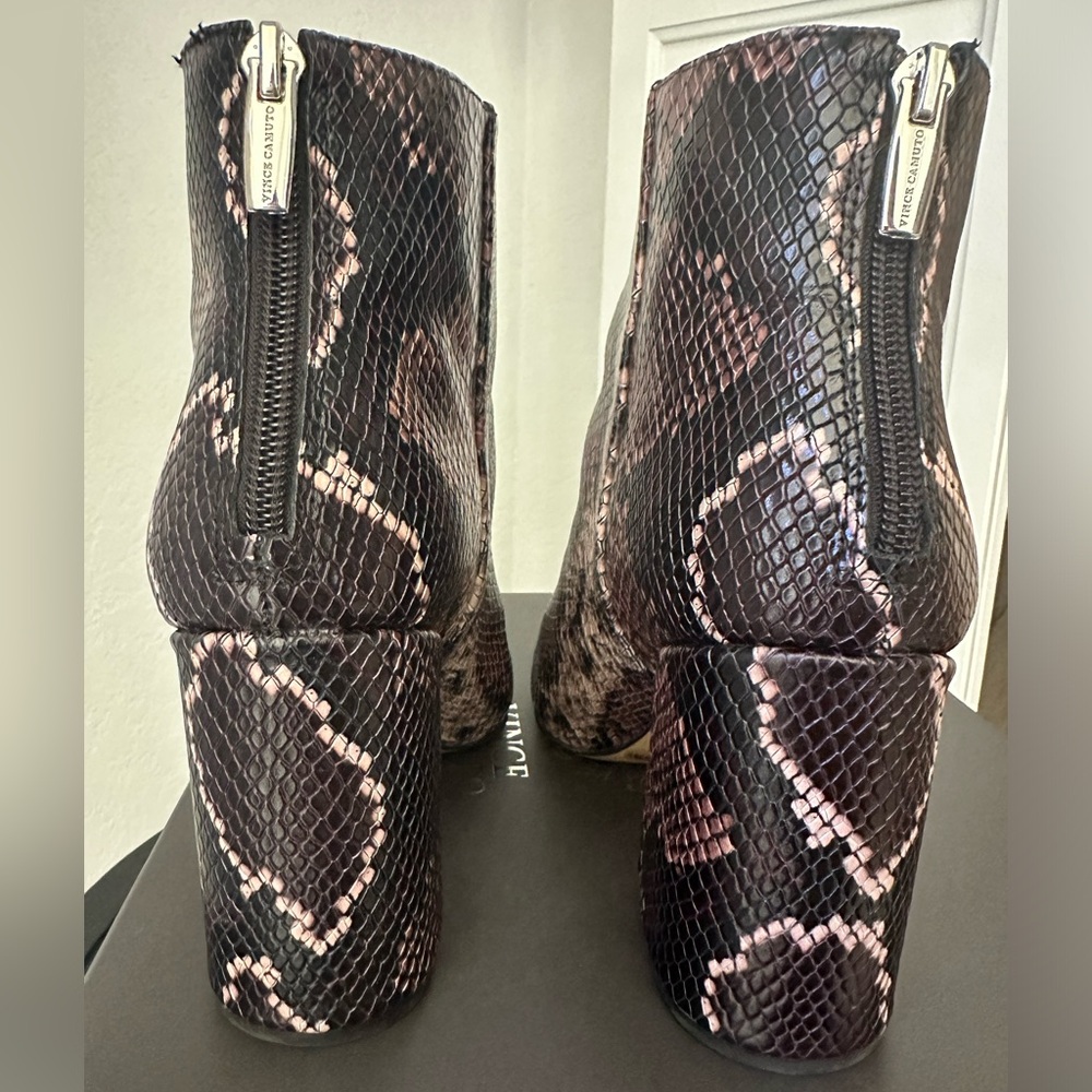 Vince Camuto Mauve Multi Snake Block Heel Pointed… - image 4